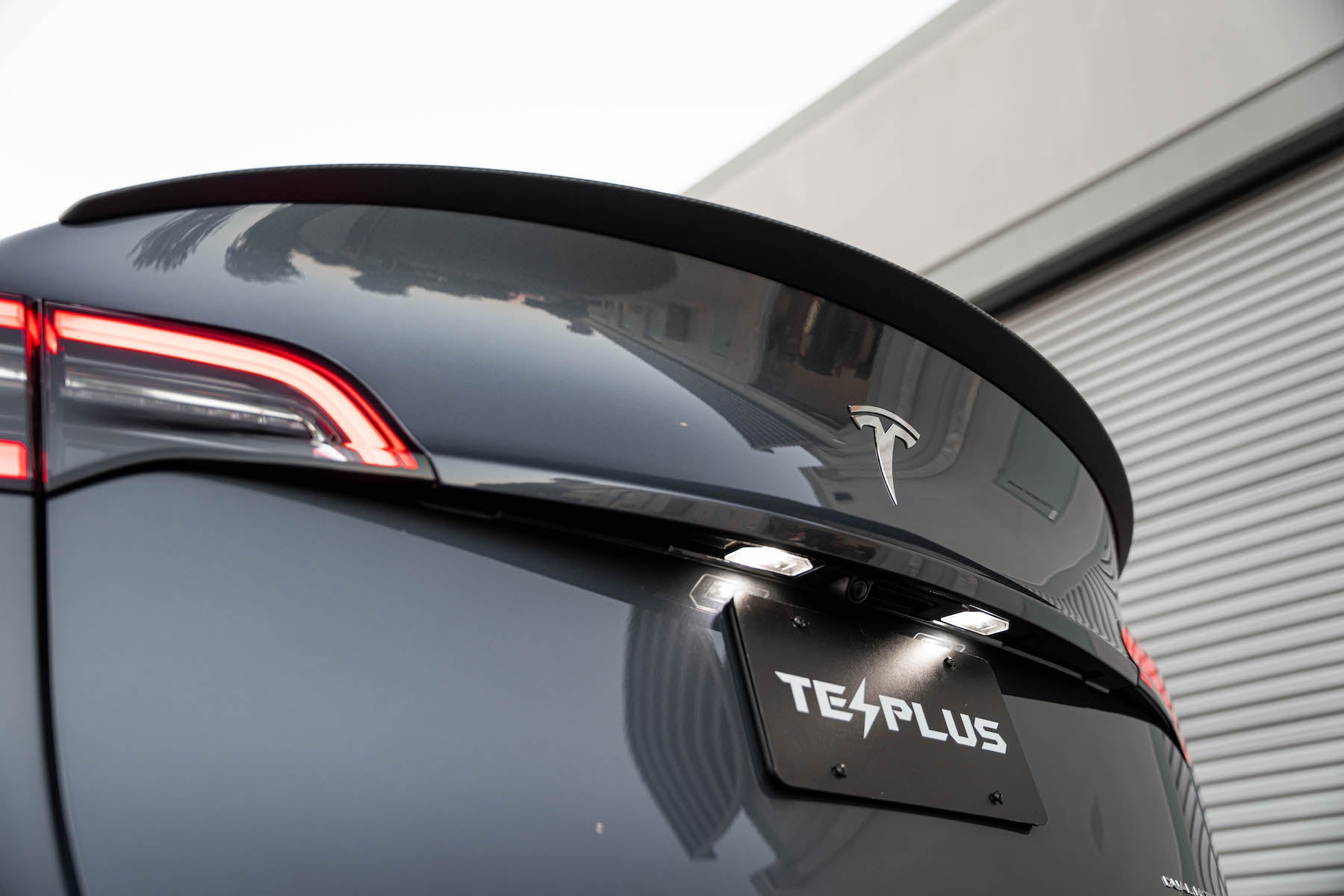 Tesla Model 3 & Y Real Carbon Fiber Performance Spoiler - TESPLUS